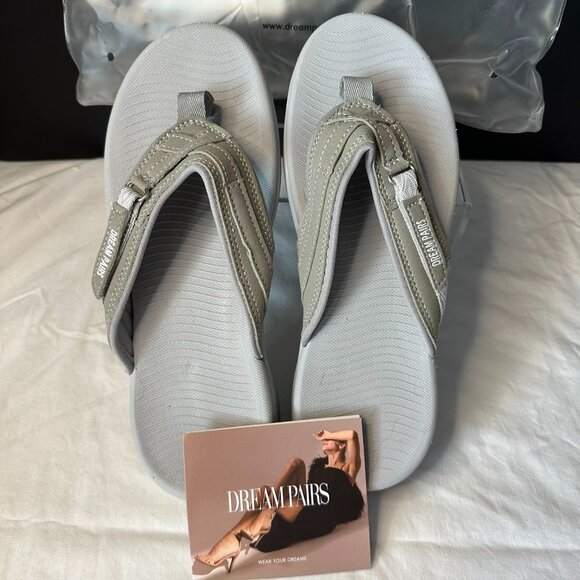 New Flip Flops DREAM PAIRS Women's Arch Support  Comfortable Grey Sandals Size 8 - Picture 1 of 17